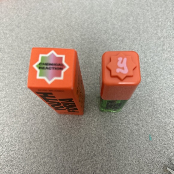 Youthforia BYO Blush Color Changing Blush Oil in CHEMICAL‎ REACTION 0.21 OZ NIB - Picture 4 of 6